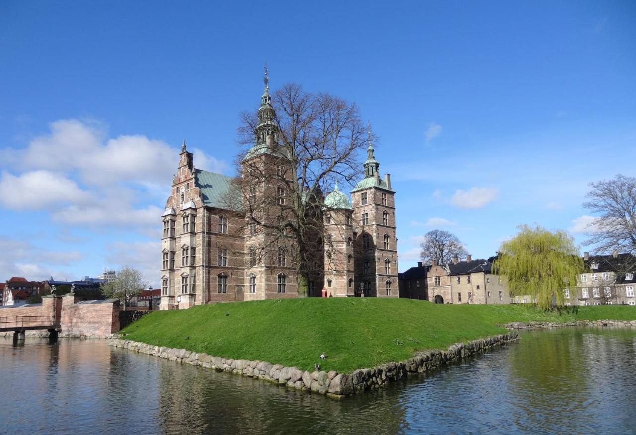 Sanders Leaves - Charming Three-Bedroom Apartment In Downtown Kopenhagen Exterior foto